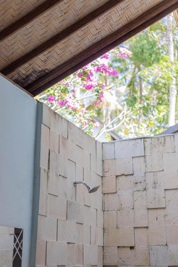 Villa Ume Tenang Nusa Penida Extérieur photo