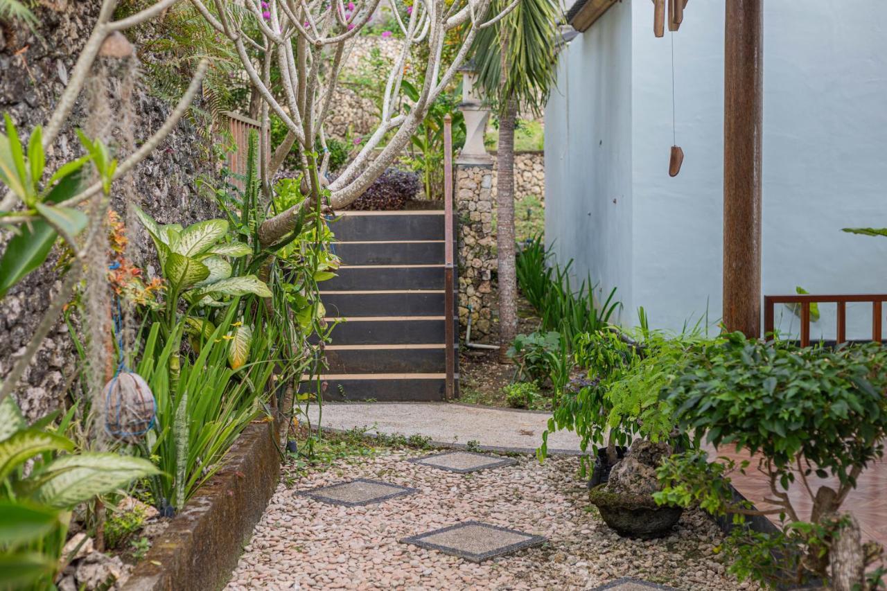 Villa Ume Tenang Nusa Penida Extérieur photo